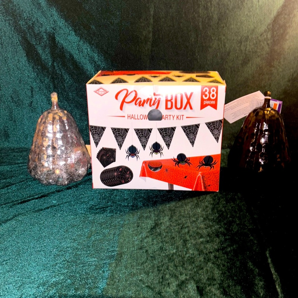Halloween Party Kit with 40 Items. All New with Tags